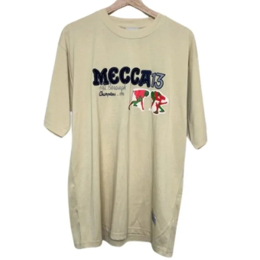 Mecca Mens  Medium Short Sleeve Vintage Embroidered Print Logo Tshirt